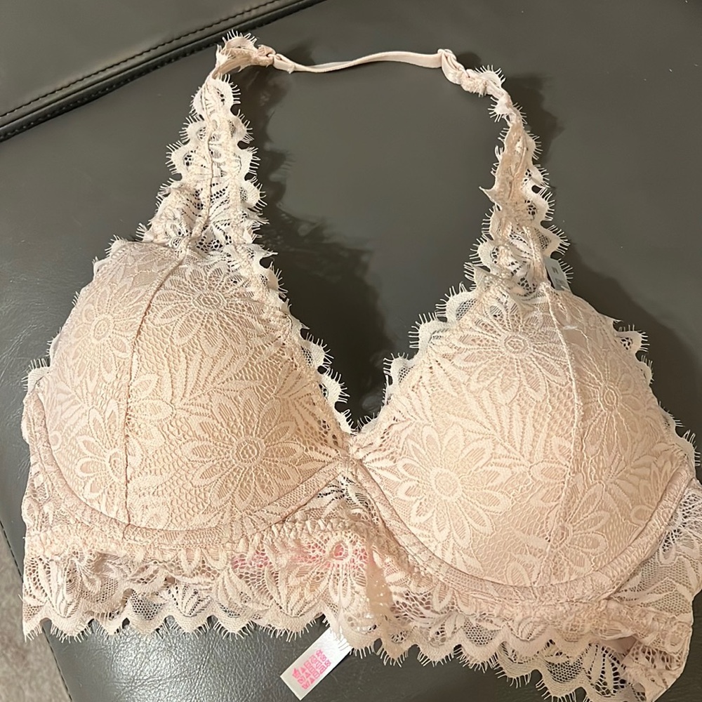 Backless lightly lined bra size m bra size 36A-C or 34C-D